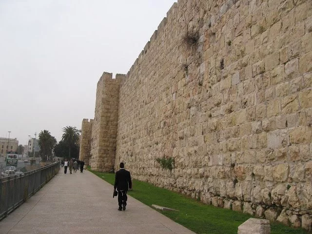 muro de la vieja Jerusalen puerta de Jaffa - qué ver en Jerusalén en 2 días