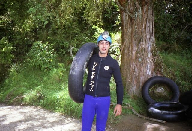 Black Water Rafting en Te Anaroa Cave