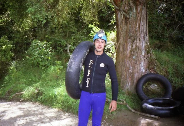 Black Water Rafting en Te Anaroa Cave