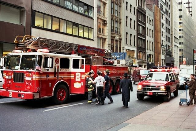 Homenaje Policías y Bomberos 11-S