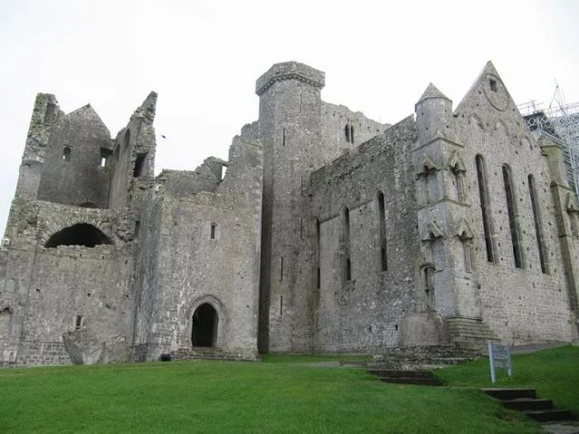 ROCK of CASHEL