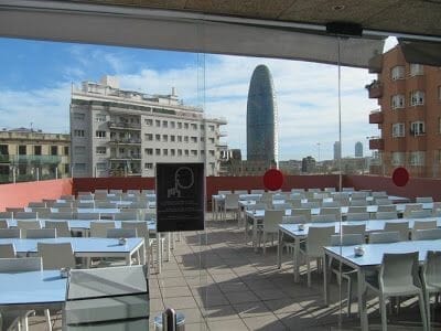 albergue Urbany terraza