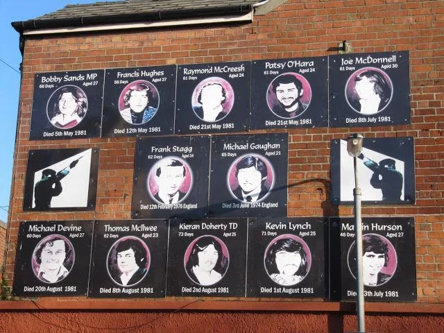 huelguistas de hambre de 1981 y de Bobby Sands.