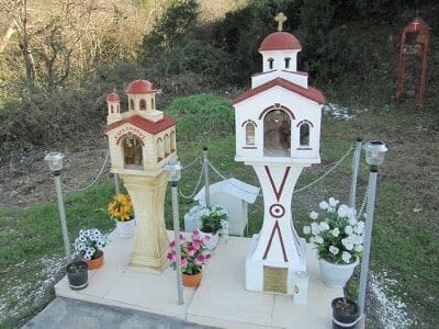 esculturas casas en Salonica