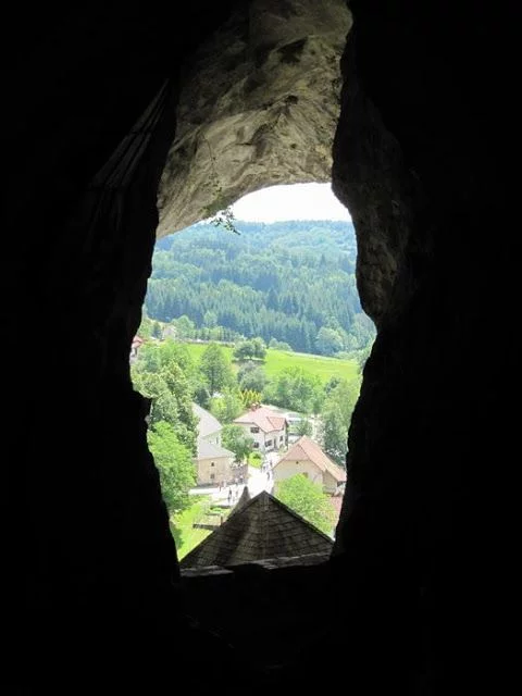 Castillo de Predjama