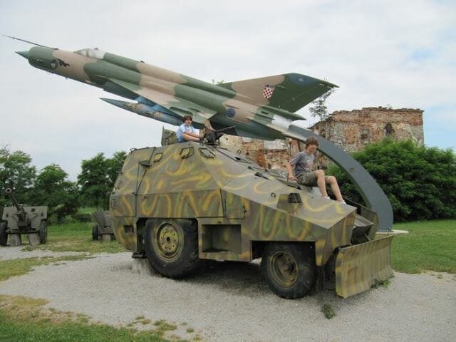 MIg 21