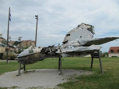restos MIG21 derribado