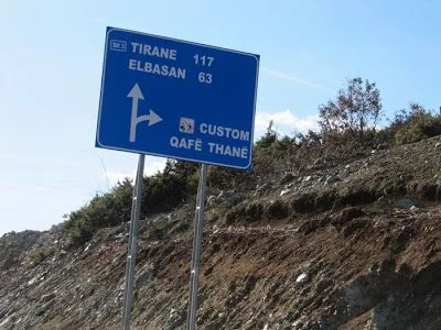 Lago Ohrid, indicación carretera