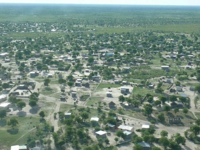 vuelo en avioneta, africa desde el aire, delta del Okavango, parques Botsuana