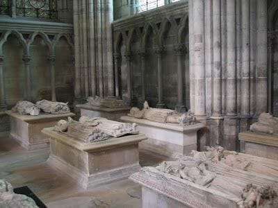 reyes de Francia mausoleo