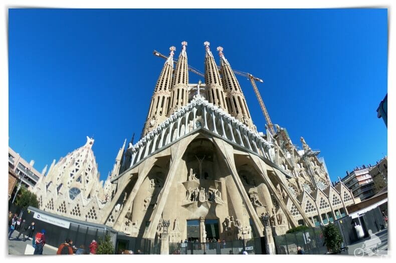 fachada de la Sagrada Familia