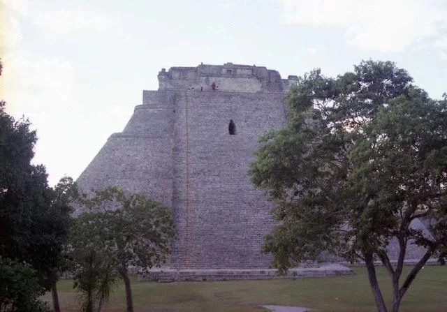 ruinas de uxmal en la Ruta Puuc