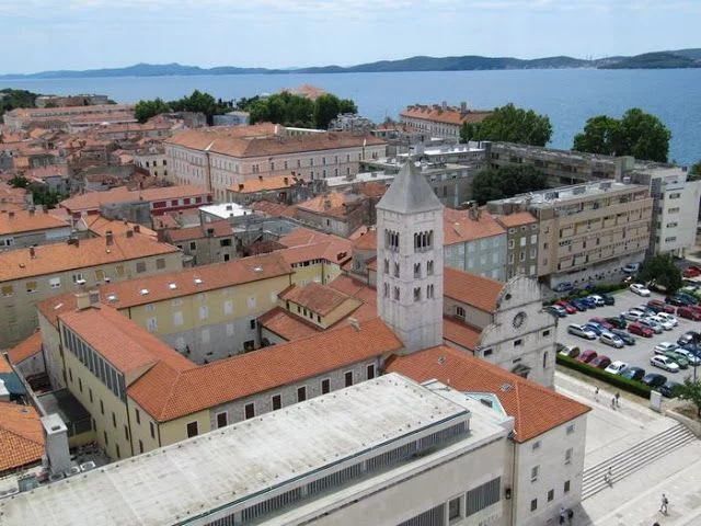 torre campanario de Santa Anastasia