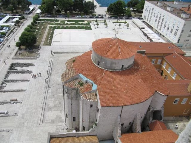 torre campanario de Santa Anastasia