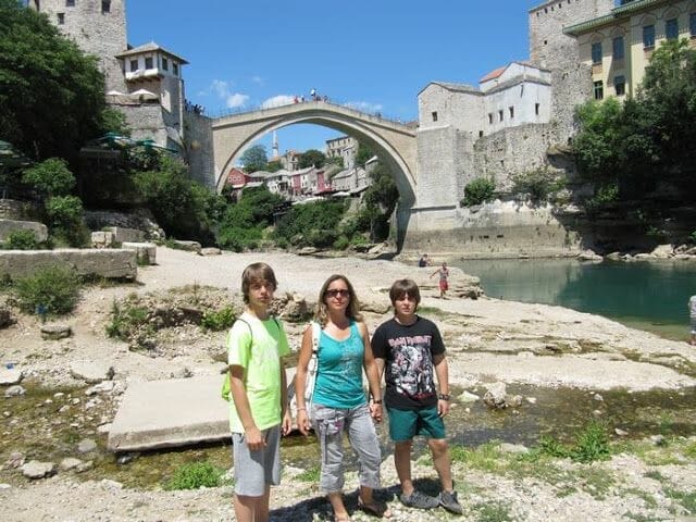 puente de Mostar puente de Mostar en Bosnia