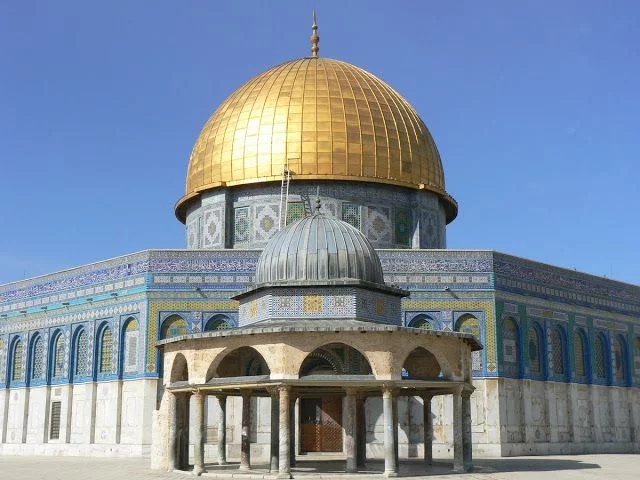 cúpula dorada de la Roca en Jerusalén