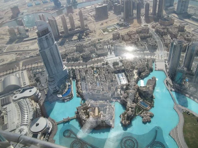 vistas at the top burj khalifa