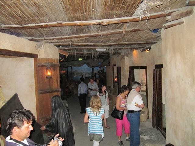 El museo de Dubai, calles