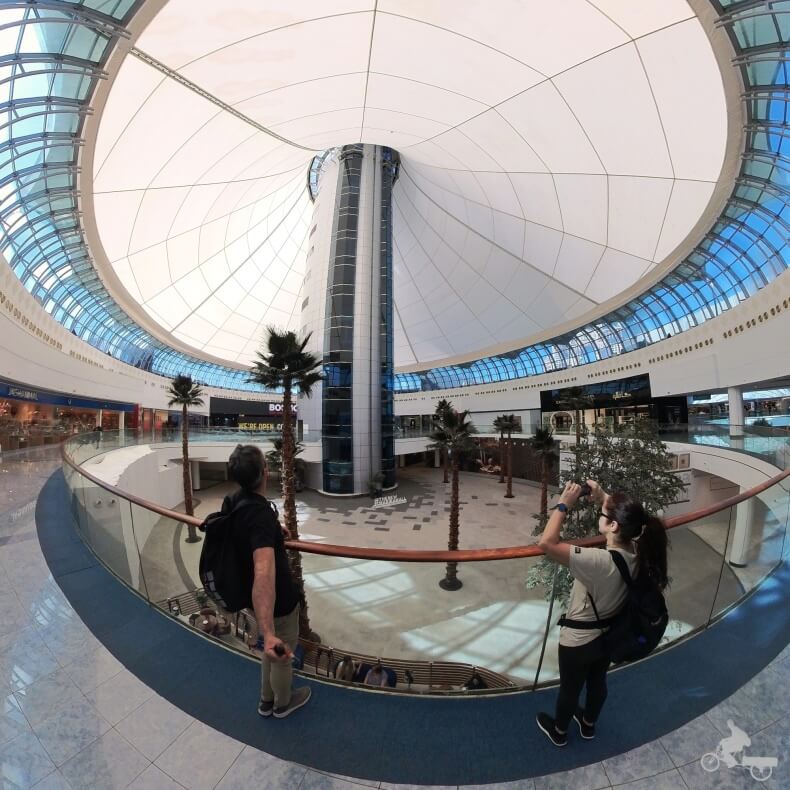 torre marina mall con mirador de 360º