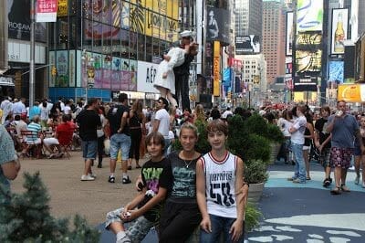 Rendición incondicional, estatua times square, estatua del beso, estatua marinero y enfermera