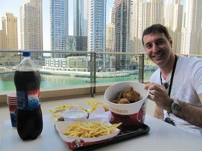 comer en dubai