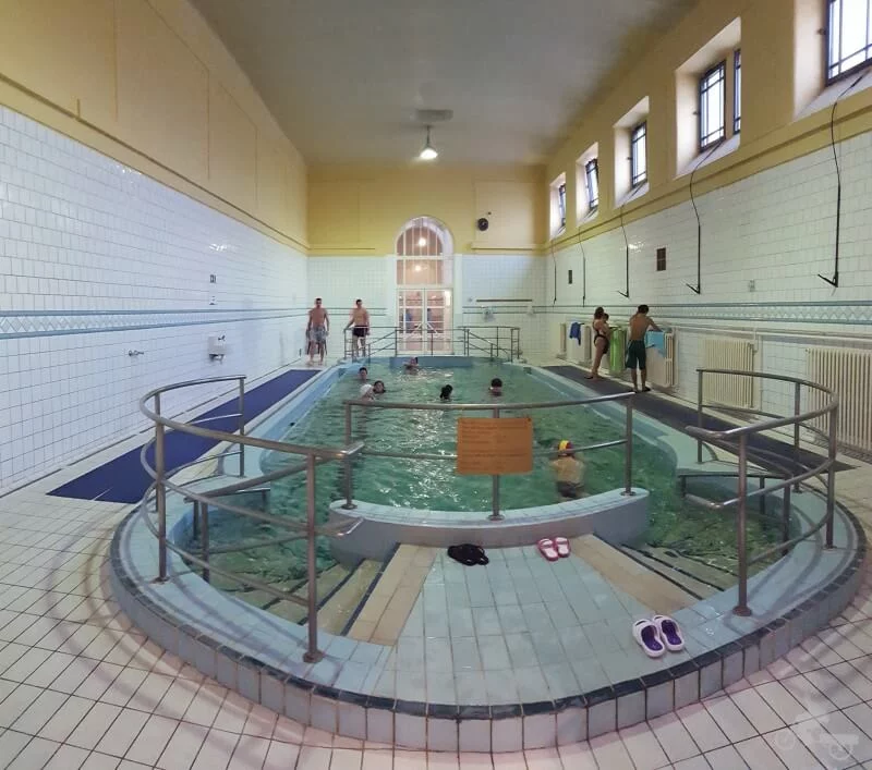 interior balneario szechenyi