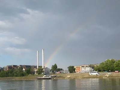 Arco iris en paseo en barco Budapest