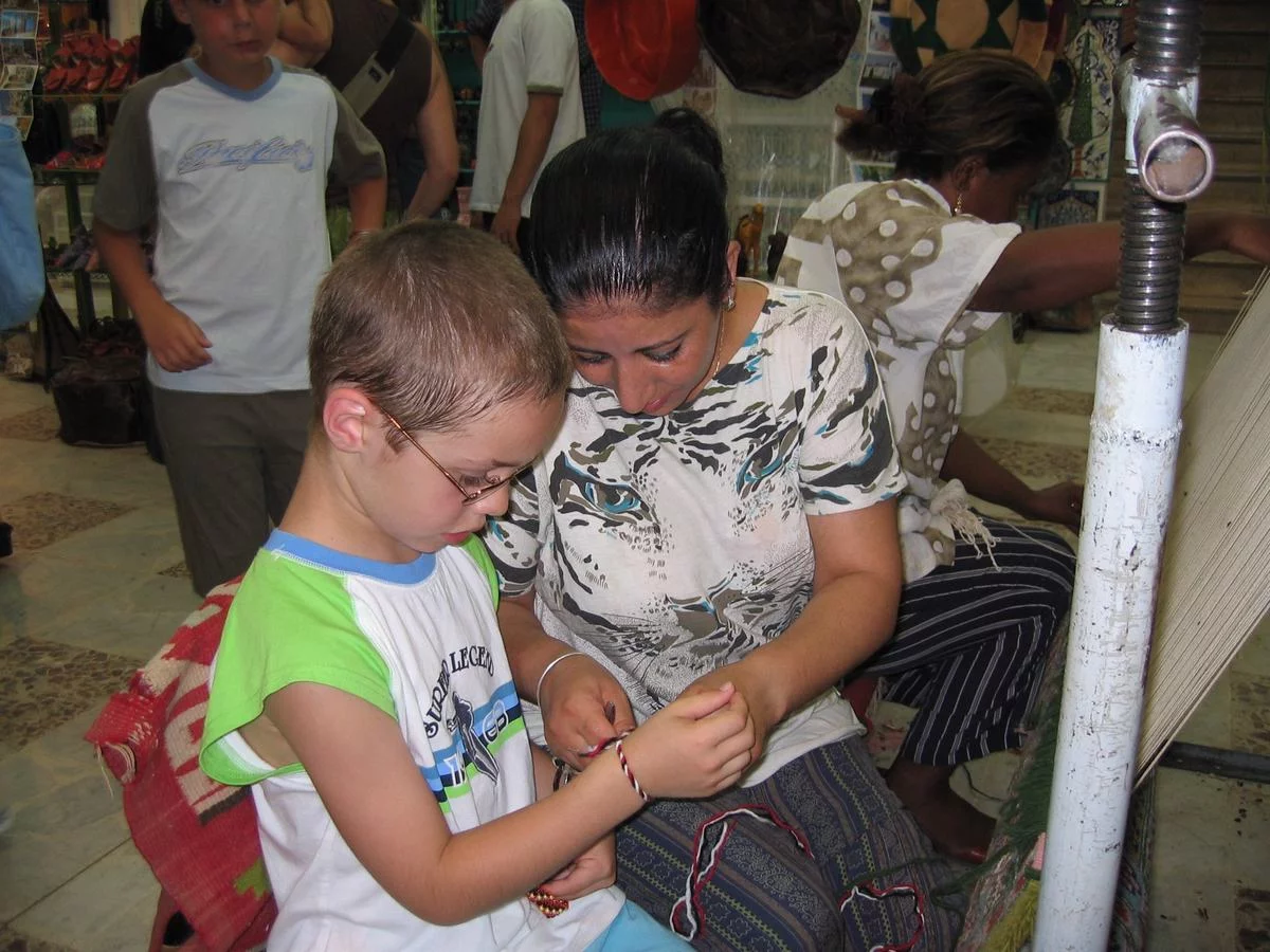 Cruceros con niños, pulseras Túnez