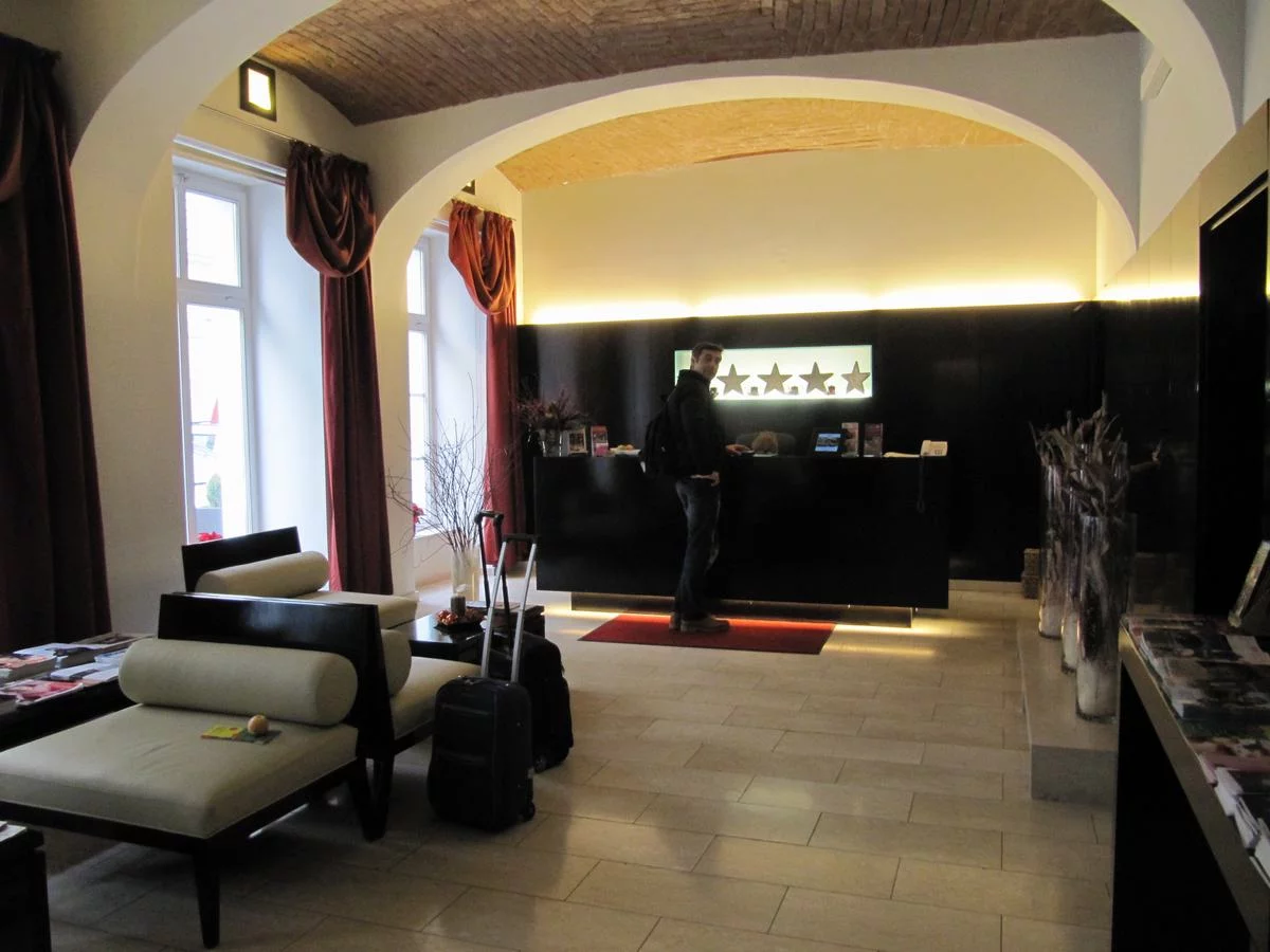 Levante Laudon apartments Viena, Recepción
