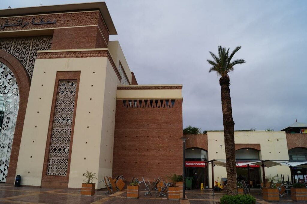 Mc Donalds de la estación de tren de Marrakech