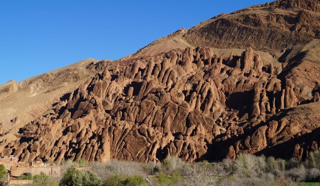 «Dedos de los monos», un paisaje rocoso conocido como «el cerebro del Atlas»