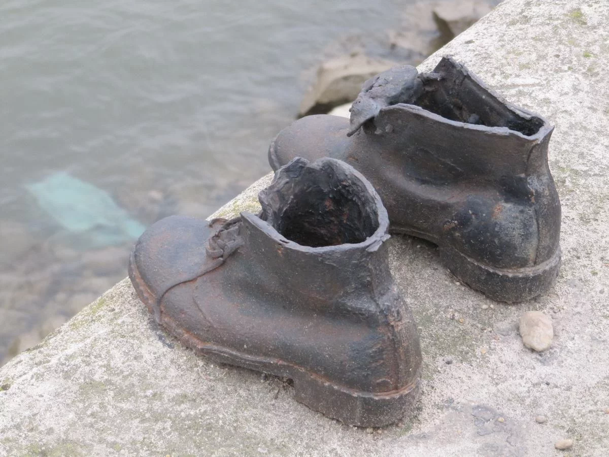 Monumento de los zapatos de Budapest