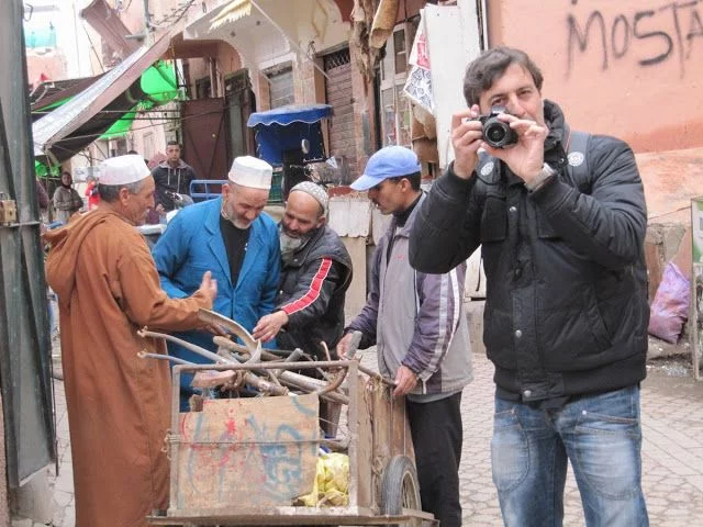 regateando en el zoco de marrakech