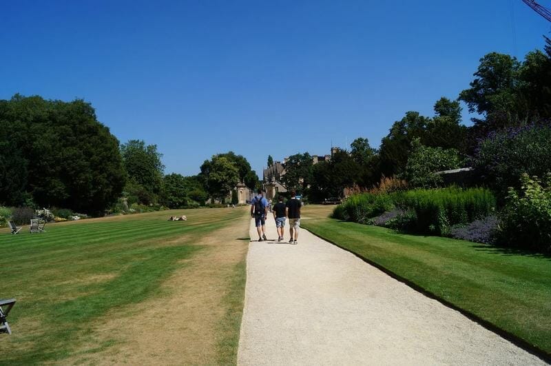 parque dentro del Trinity College