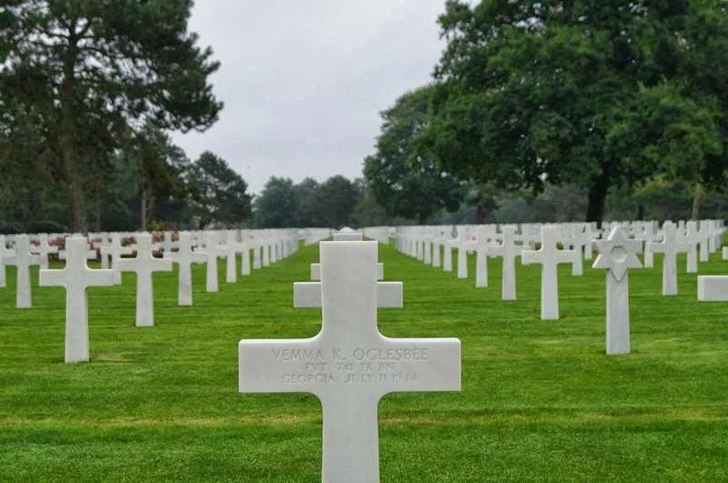 cementerio americano de las cruces