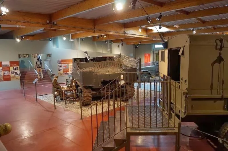 sala museo memorial bayeaux