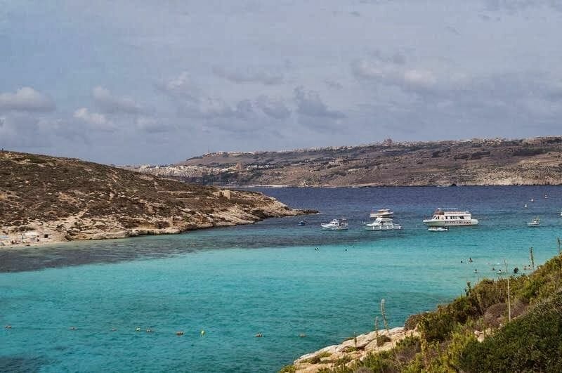 Blue lagoon playa de Comino 