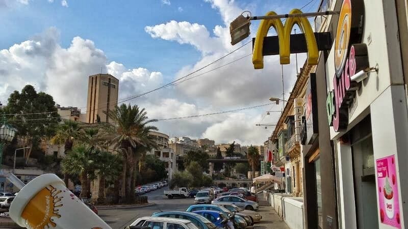 mac donalds de Malta