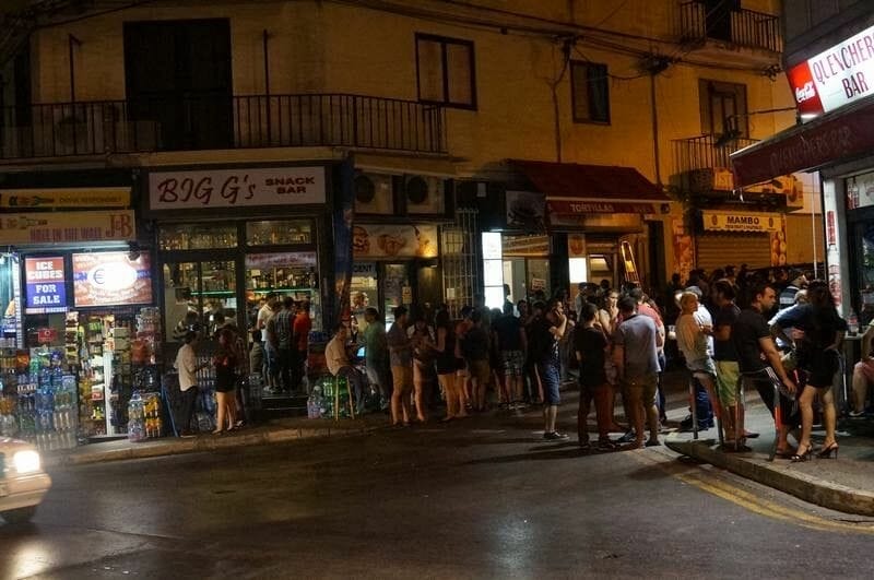calles de Malta de fiesta