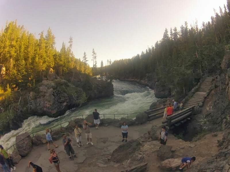 cataratas que ver en yellowstone en 2 días