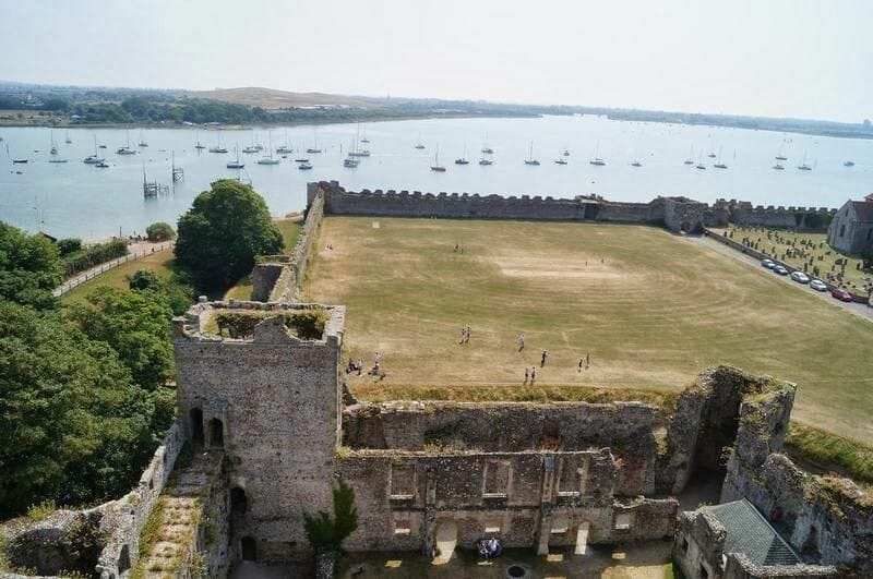 Castillo de Porchester, castillos de Portsmouth, castillos medievales ingleses, fortalezas romanas inglesas