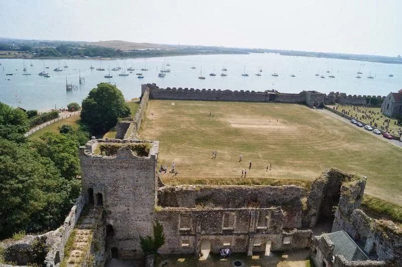 Castillo de Porchester, castillos de Portsmouth, castillos medievales ingleses, fortalezas romanas inglesas