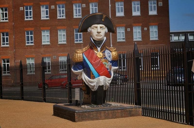 Busto oficial inglés