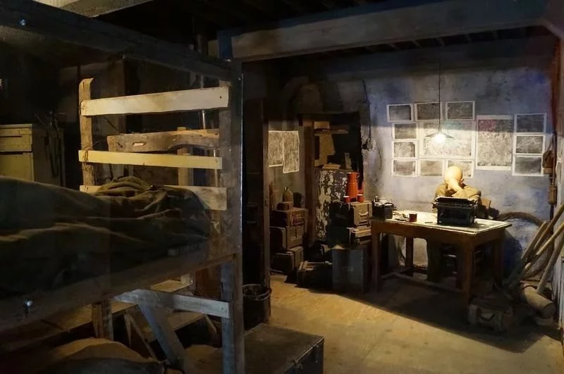 Trincheras de 1914 y el búnker hundido Citadelle dinant