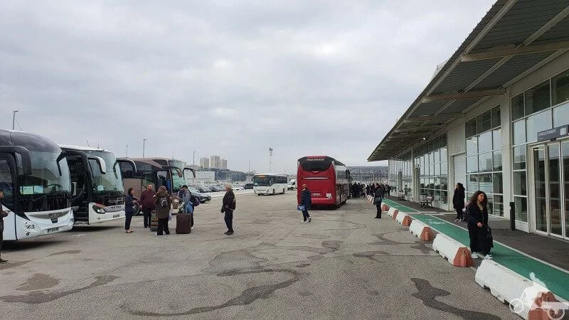 lanzaderas del crucero para ir a Marsella