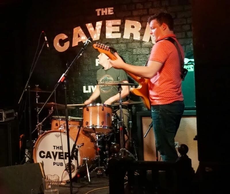 escenario The Cavern concierto