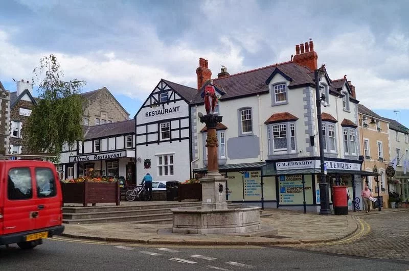 estatua de Llywelyn