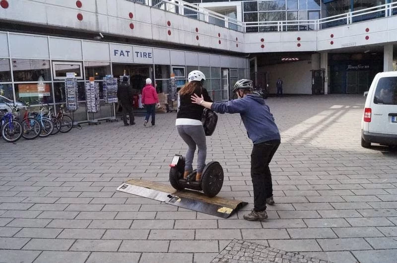 aprender tour en segway por Berlín