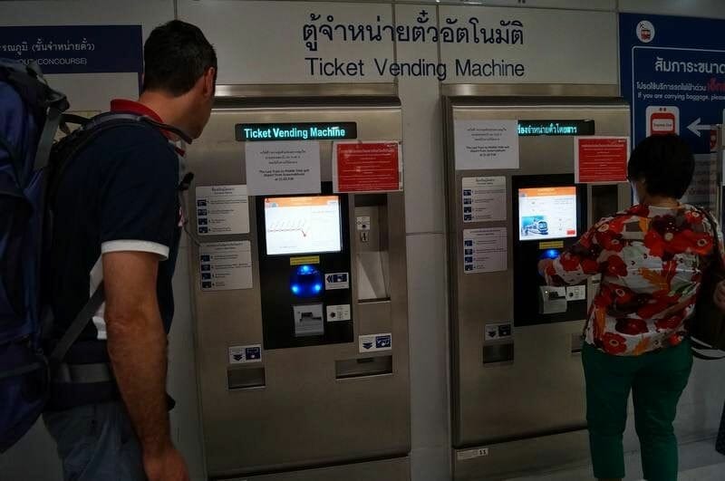 tren aeropuerto de Bangkok al centro