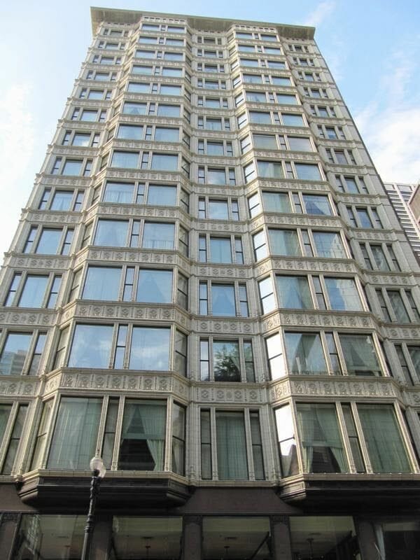 EDIFICIO RELIANCE